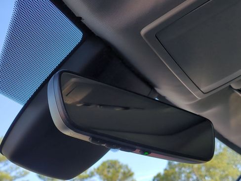 Used 2022 Toyota Highlander Limited image 26