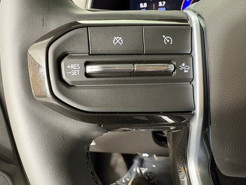 New 2026 Chevrolet Colorado ZR2 w/ Technology Package image 23