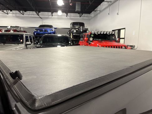 Used 2022 RAM 1500 Laramie AWD/4WD image 36