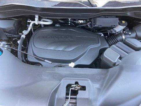 Used 2025 Honda Passport TrailSport image 27