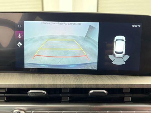 Used 2024 Kia Telluride EX w/ EX Captain's Chair Package image 76