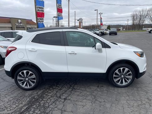 Used 2022 Buick Encore Preferred w/ Safety Package image 8