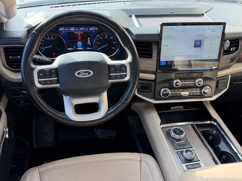Used 2022 Ford Expedition Limited AWD/4WD image 9
