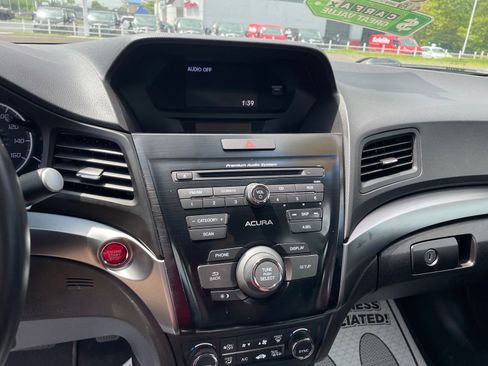Used 2014 Acura ILX w/ Premium Package FWD image 14