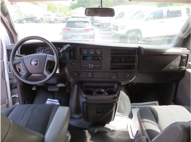 Used 2018 GMC Savana 2500 w/ Driver Convenience Package RWD image 4