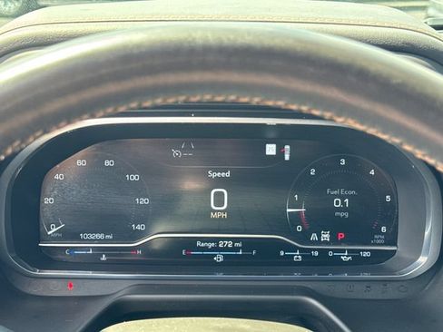 Used 2023 GMC Yukon AT4 w/ Technology Package AWD/4WD image 18