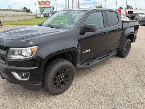 Used 2018 Chevrolet Colorado Z71 w/ Z71 Midnight Edition AWD/4WD image 5