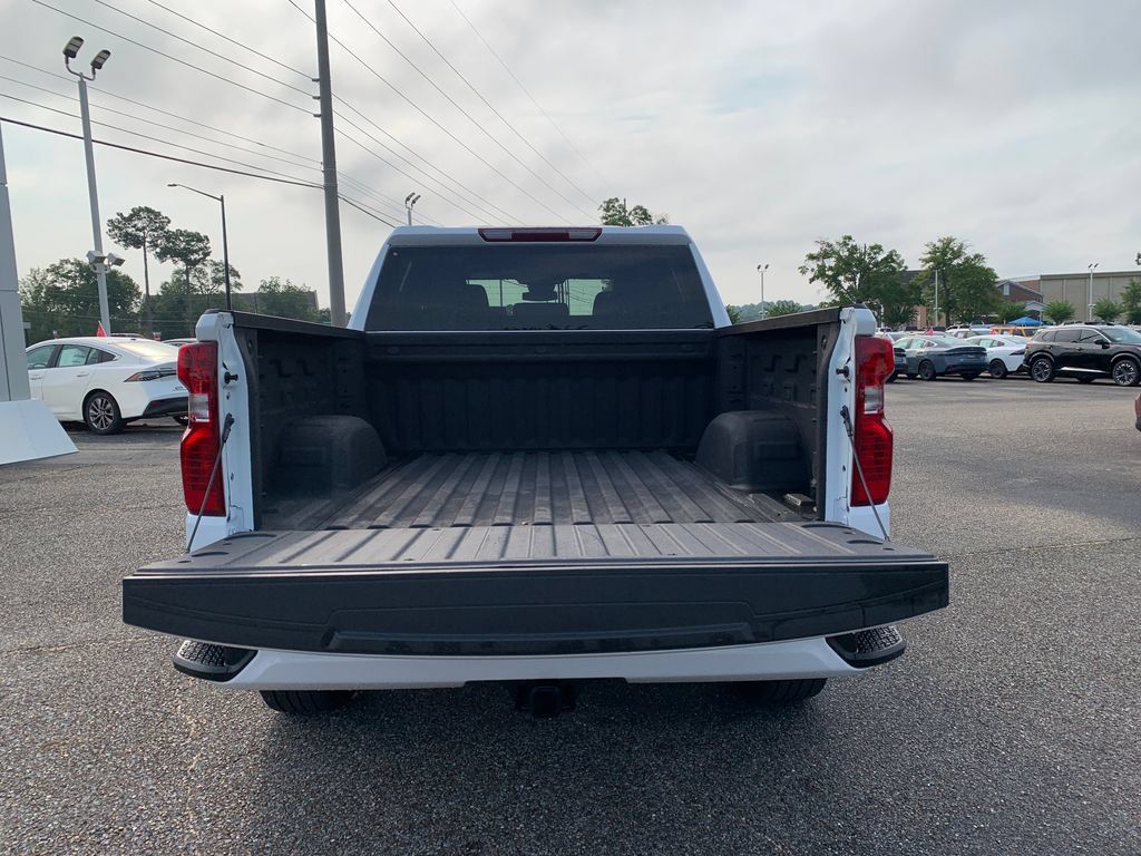 Used 2024 Chevrolet Silverado 1500 Custom AWD/4WD image 7