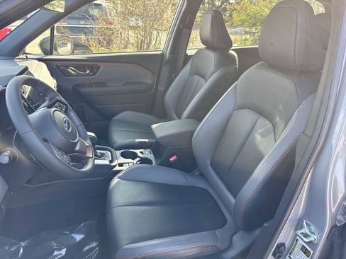 Used 2025 Subaru Forester Sport image 15