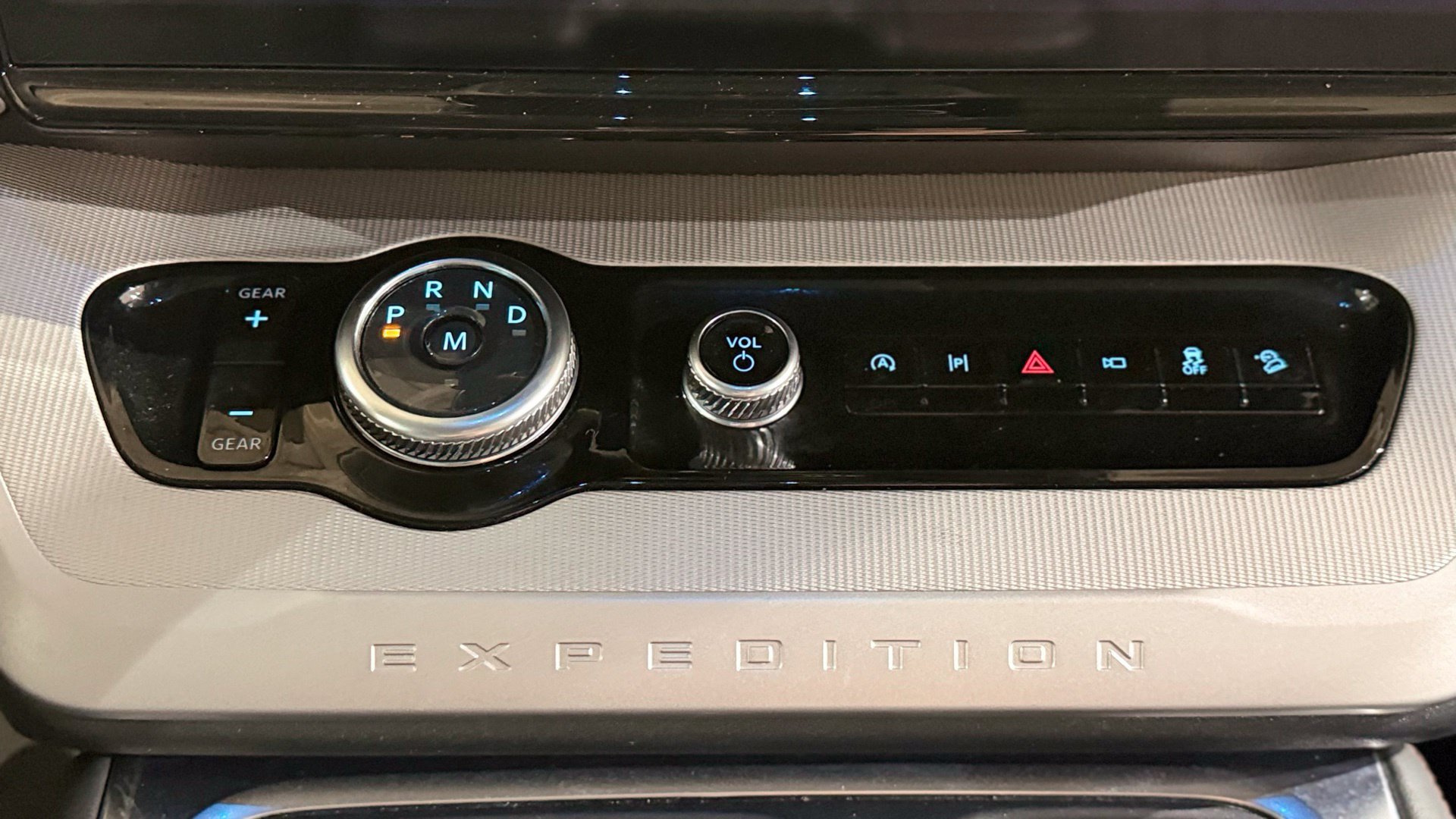 Used 2025 Ford Expedition Max Active AWD/4WD image 94