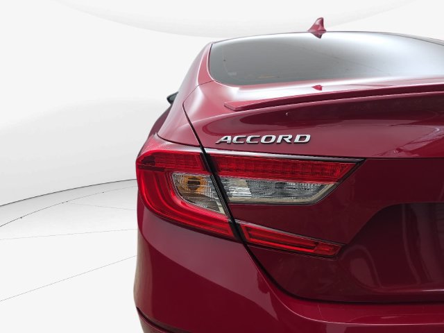 Used 2018 Honda Accord Sport image 35