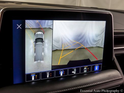 Used 2022 Chevrolet Tahoe LT w/ LT Signature Package image 18