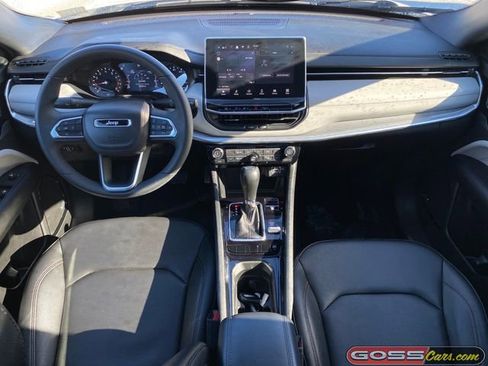 Certified 2024 Jeep Compass Limited w/ Sun and Sound Group image 9