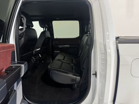 Used 2021 Ford F150 Lariat w/ Equipment Group 502A High AWD/4WD image 20
