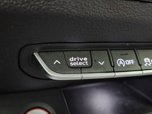 Used 2019 Audi SQ5 Premium Plus image 10