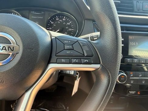 Used 2017 Nissan Rogue S w/ S Family Package FWD image 23