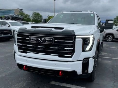 New 2026 GMC Sierra 2500 AT4 w/ AT4 Premium Plus Package AWD/4WD image 5
