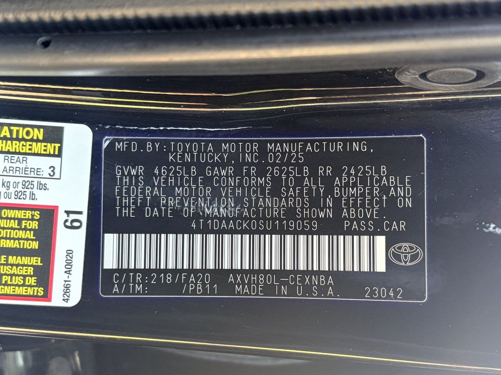 Used 2025 Toyota Camry LE FWD image 30