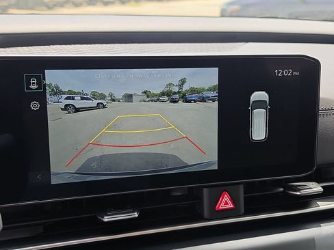 New 2027 Kia Carnival LX FWD image 24