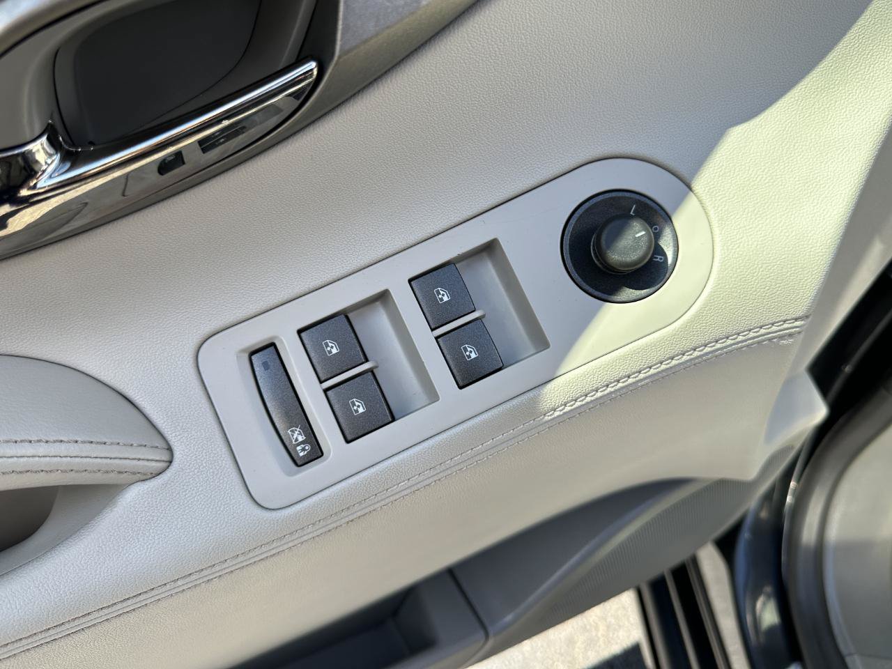 Used 2012 Buick LaCrosse Premium FWD image 22