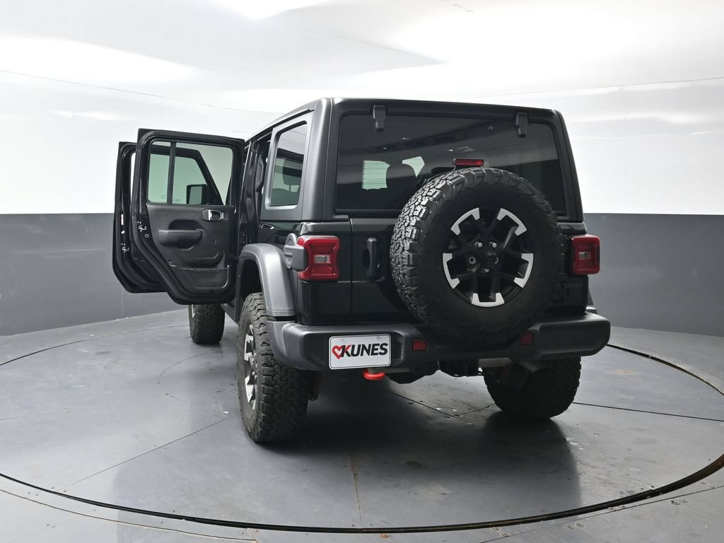 Used 2025 Jeep Wrangler Unlimited Rubicon AWD/4WD image 55