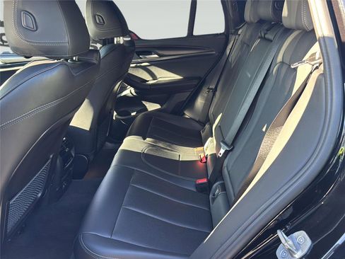 Used 2023 BMW X4 M40i w/ Premium Package image 26