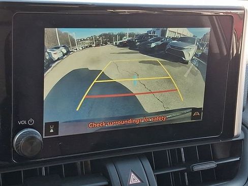 Used 2025 Toyota RAV4 LE AWD/4WD image 17