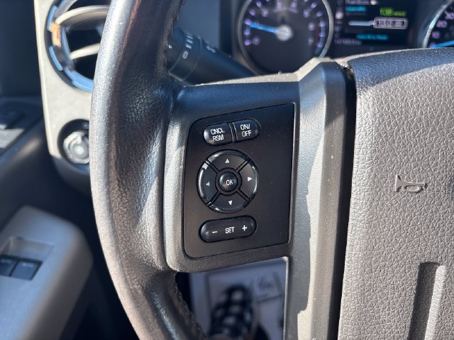 Used 2016 Ford F350 Lariat AWD/4WD image 12