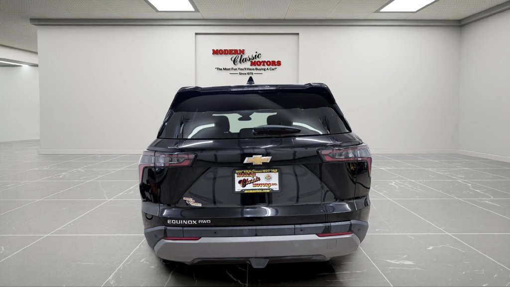 Used 2026 Chevrolet Equinox LT AWD/4WD image 6