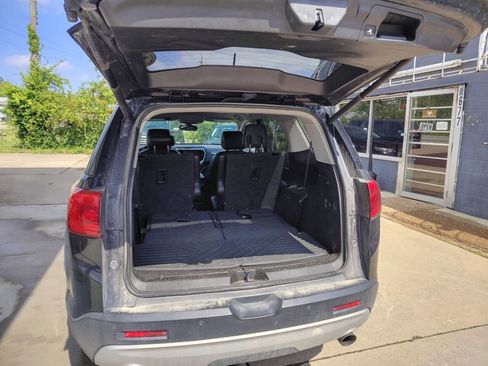 Used 2019 GMC Acadia SLT image 7