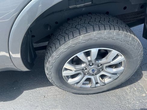 Used 2022 Ford Ranger Lariat w/ Technology Package AWD/4WD image 10
