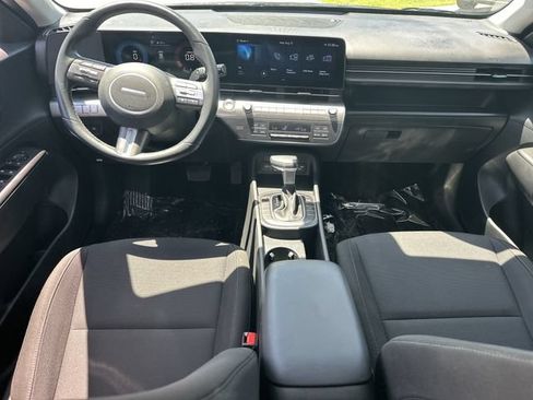 Certified 2025 Hyundai Kona SEL FWD image 16
