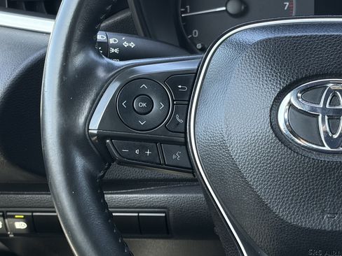 Certified 2024 Toyota Corolla SE w/ SE Convenience Package FWD image 17