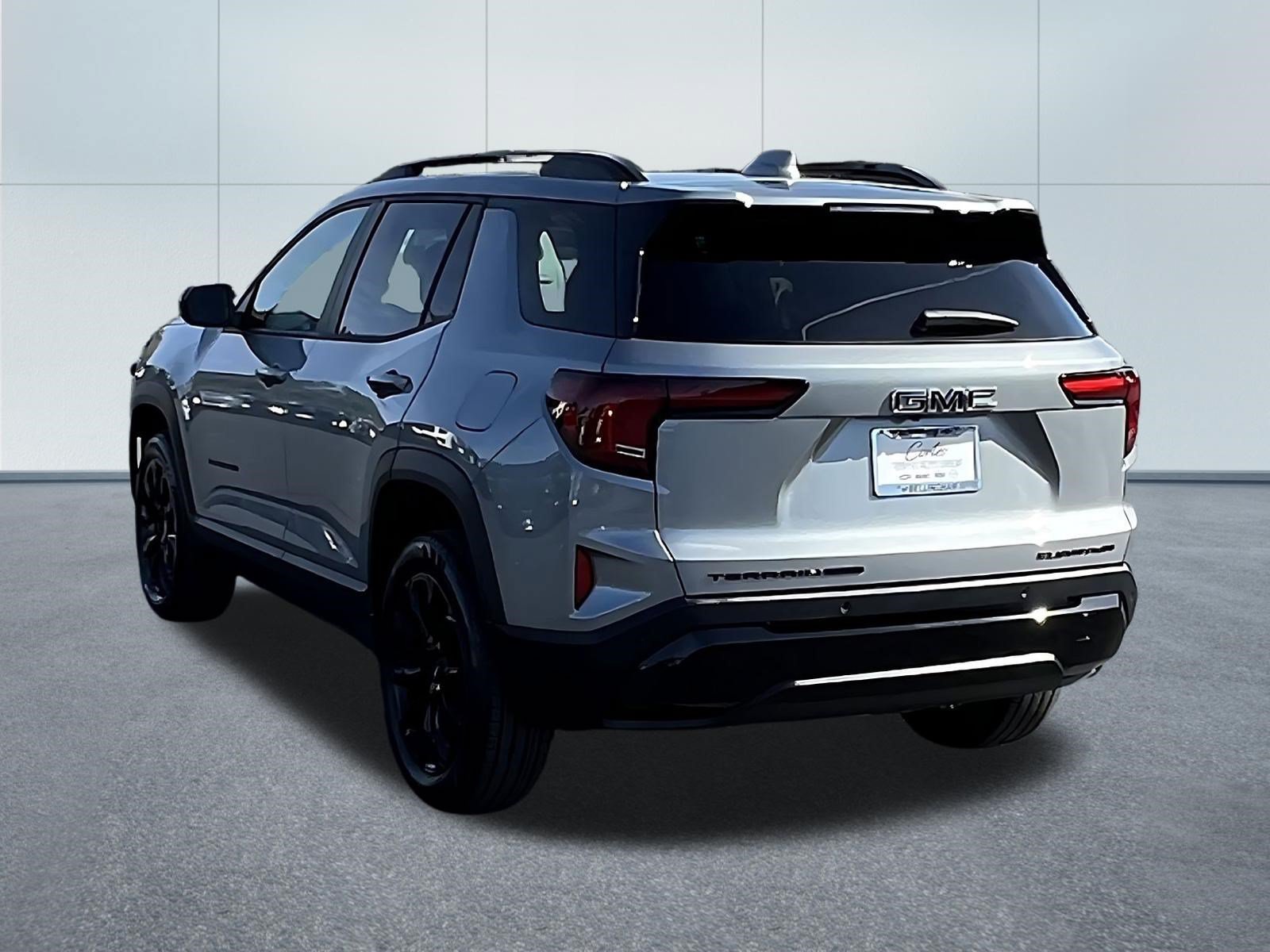 Used 2026 GMC Terrain Elevation w/ Black Edition AWD/4WD image 4
