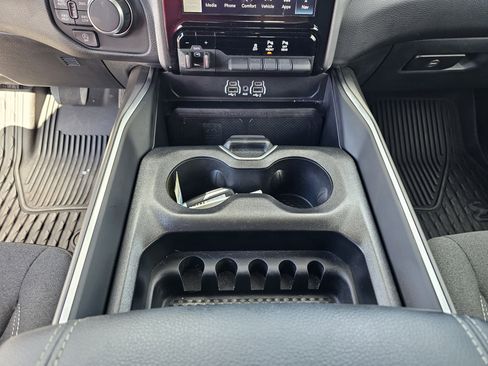 Used 2025 RAM 1500 Big Horn image 27