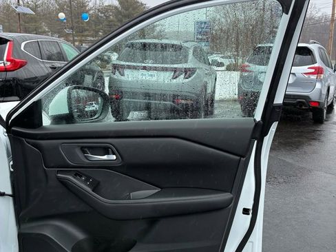 Used 2026 Nissan Rogue SV w/ Cold Weather Package image 48