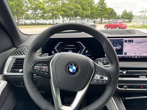 Used 2026 BMW X5 xDrive40i w/ Climate Comfort Package image 18