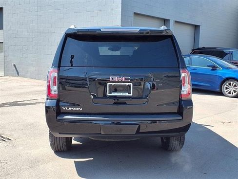 Used 2020 GMC Yukon SLE w/ Convenience Package AWD/4WD image 3