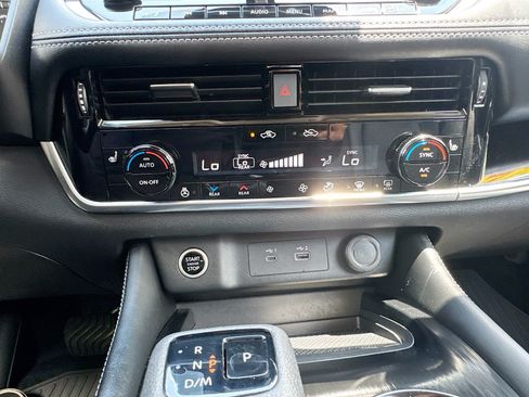 Used 2023 Nissan Rogue SL w/ SL Premium Package AWD/4WD image 17