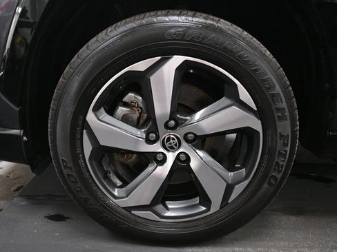 Used 2023 Toyota RAV4 SE w/ Weather & Moonroof Package AWD/4WD image 35