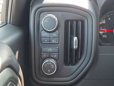 Used 2020 Chevrolet Silverado 1500 Custom w/ Custom Value Package AWD/4WD image 25