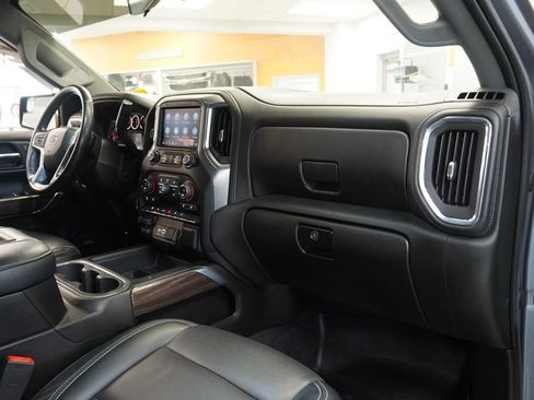 Used 2021 Chevrolet Silverado 1500 LT Trail Boss w/ Convenience Package II AWD/4WD image 37