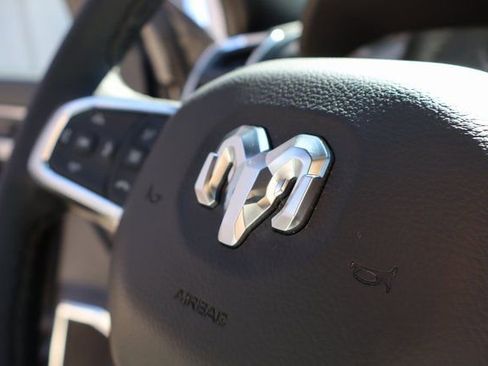 Used 2025 RAM 2500 Laramie w/ Sport Appearance Package image 31