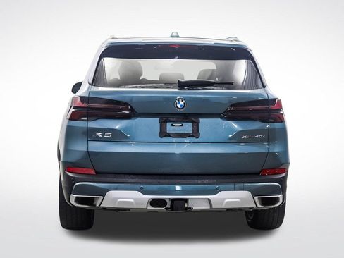 Used 2024 BMW X5 xDrive40i w/ Premium Package AWD/4WD image 4