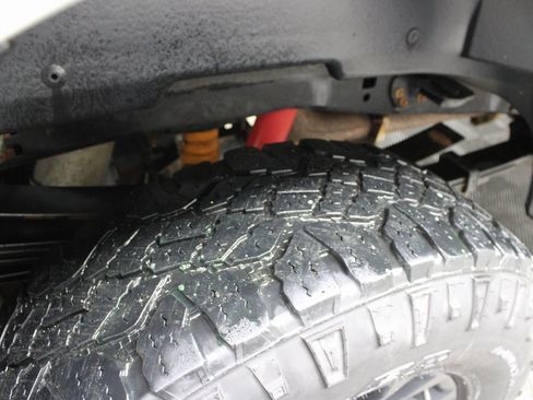 Used 2021 Ford F250 Lariat w/ Tremor Off-Road Package image 35