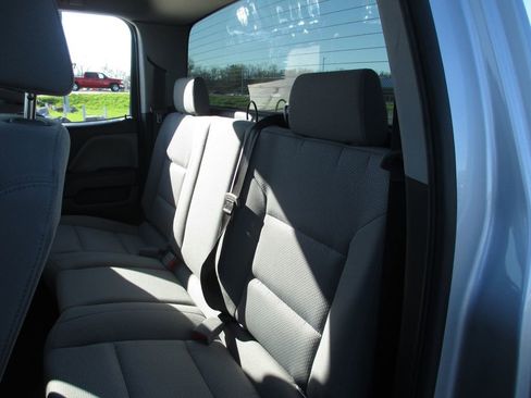 Used 2019 Chevrolet Silverado 1500 Custom w/ Custom Convenience Package image 20