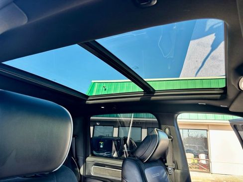 Used 2021 RAM 1500 Laramie w/ Sport Appearance Package image 27