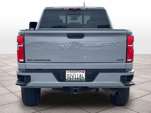 Used 2024 Chevrolet Silverado 2500 LTZ w/ LTZ Plus Package image 7