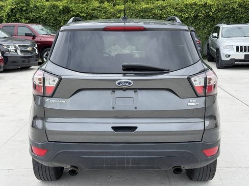 Used 2018 Ford Escape SE w/ SE Sport Appearance Package AWD/4WD image 6
