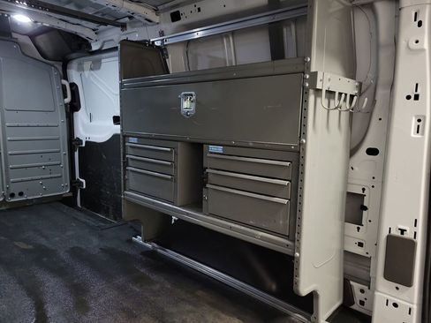 Used 2023 Ford Transit 250 Low Roof AWD image 11